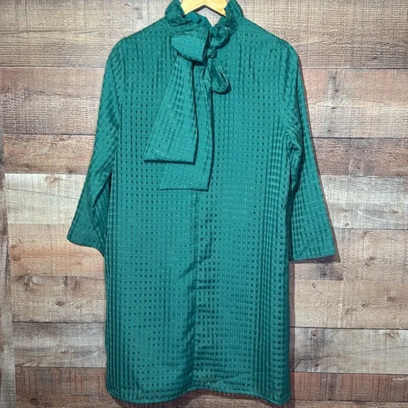Tuckernuck Emerald Burnout Daphne Dress sz L Ruffle Collar Bow Mini Cocktail - Picture 4 of 15